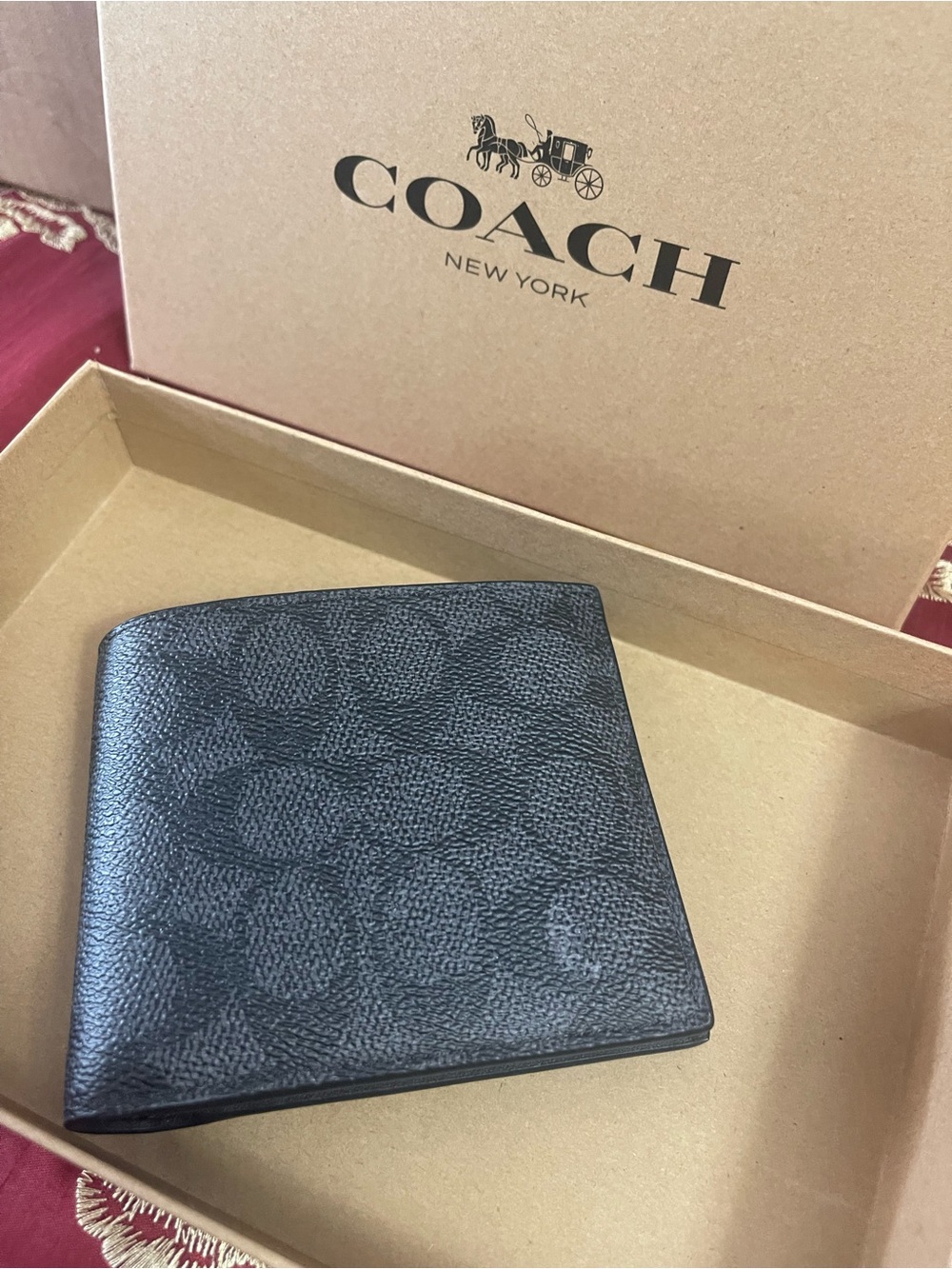 Coach Men’s Black Signature canvas Bi-fold Wallet